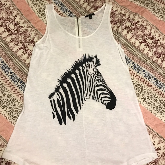 Zebra doesn't loose its stripes!
