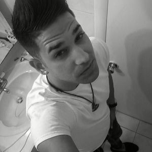 Meet your Posher, Adrian