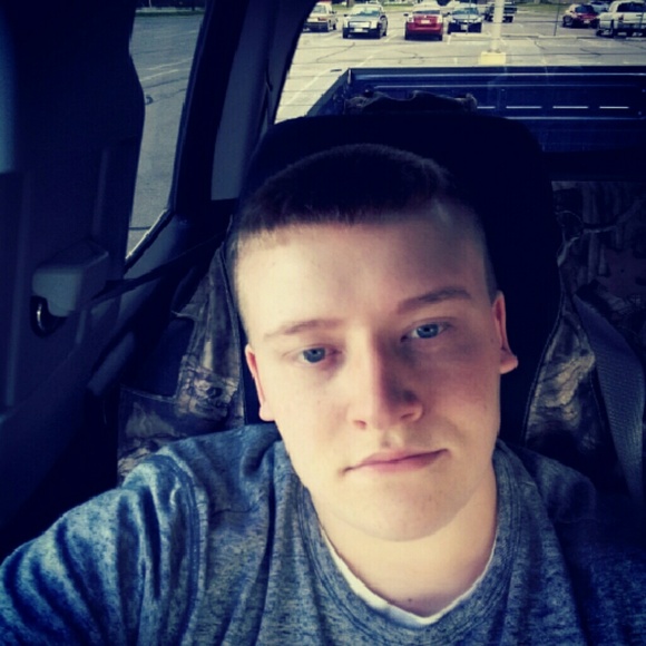 Meet your Posher, Ty