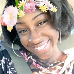 Meet your Posher, Jacinquea