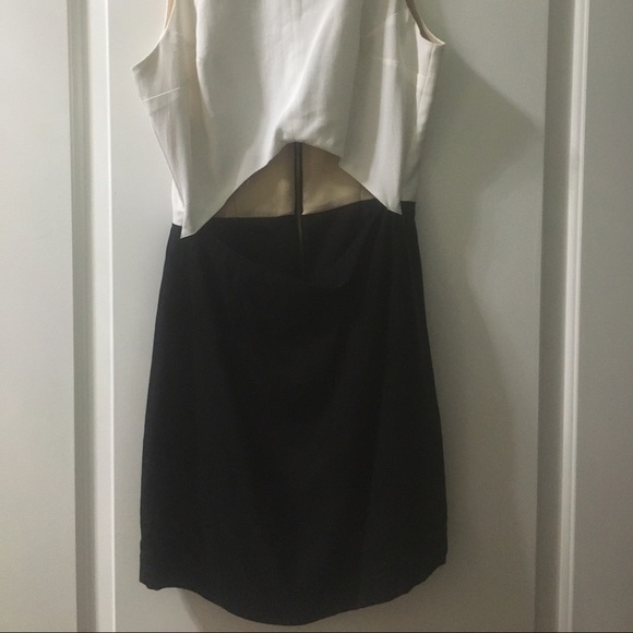Naven Revolve Dress size XS/S 2 cutout - Picture 4 of 4