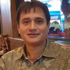 Meet your Posher, Hugo