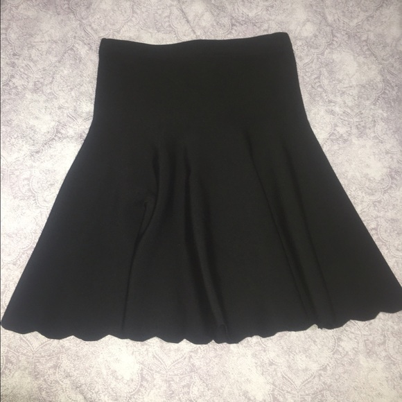 BCBG MaxaZria Skirt size XXS