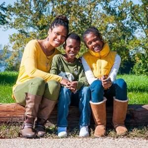 Meet your Posher, Felicia