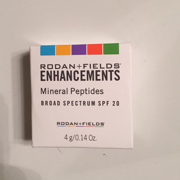 Rodan Fields Mineral Powder Medium