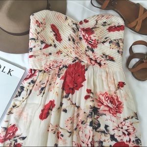 Kimchi Blue strapless mini dress