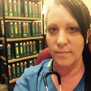 Meet your Posher, Mandy