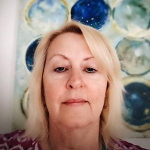 Meet your Posher, Vickie