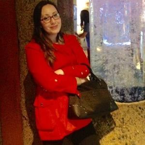 Meet your Posher, Gabriela