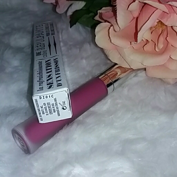 Buxom Full-On Lip Cream~Berry Blast - Picture 3 of 3