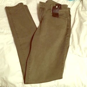 Express jeans. NWT never worn