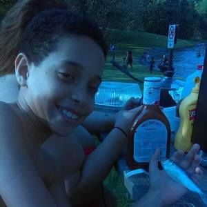 Meet your Posher, Sharon