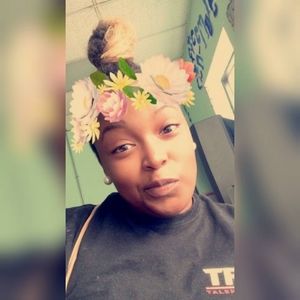 Meet your Posher, Quinterra