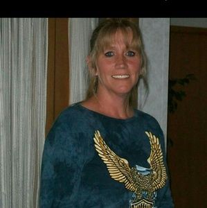 Meet your Posher, Carolyn