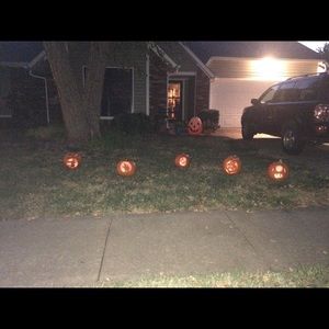 Meet your Posher, Aaronnett