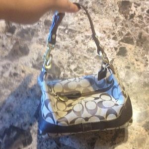 Coach with rainbow interior