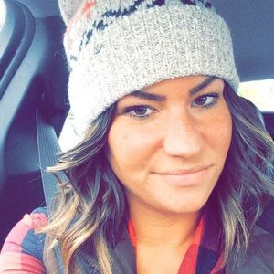 Meet your Posher, Whitney