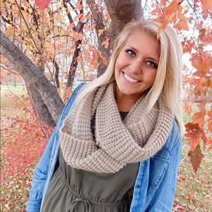 Meet your Posher, Bailey