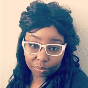 Meet your Posher, Jasmine