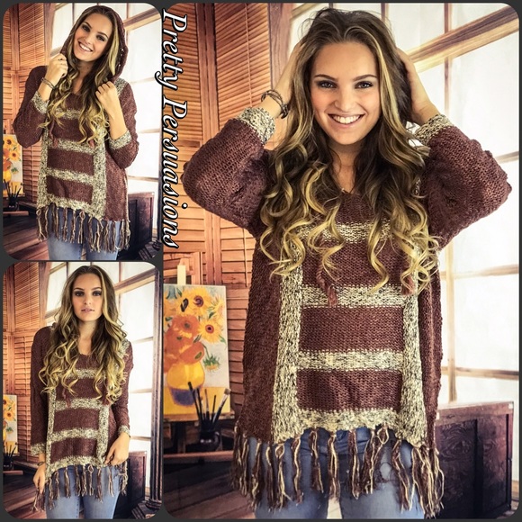 SOLD OUT ‼️ Rust Fringe Hooded Boho Cozy Sweater - Picture 2 of 4