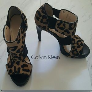 Sierra Leopard Print Pony