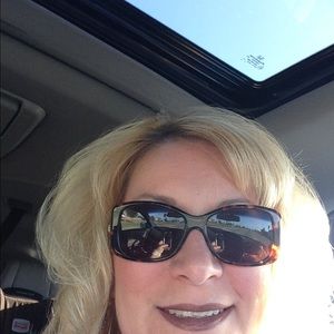 Meet your Posher, Krista