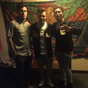 Meet your Posher, Justin