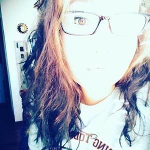 Meet your Posher, Kaitlynn