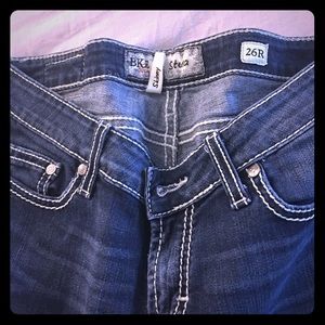 Distressed skinny jeans size 26