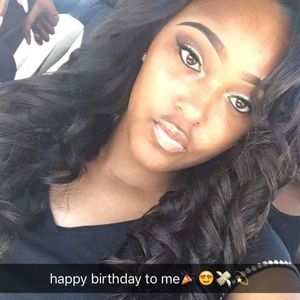 Meet your Posher, Cee