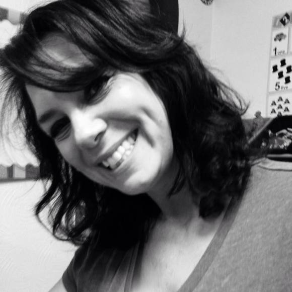 Meet your Posher, Michelle - Picture 1 of 1