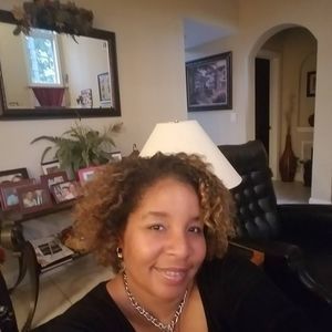 Meet your Posher, Rhonda