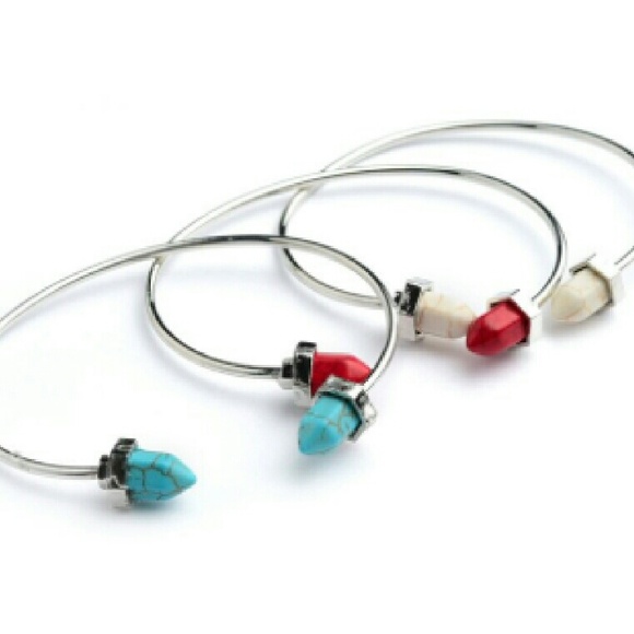 SEMI PRECIOUS RED HOWLITE STONE SILVER OPEN CUFF - Picture 2 of 4