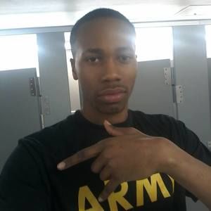 Meet your Posher, Derrick