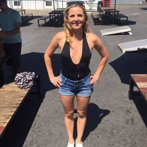 Meet your Posher, Victoria