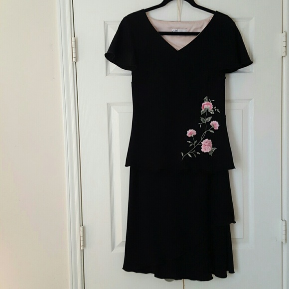 2 - Piece skirt and top combo