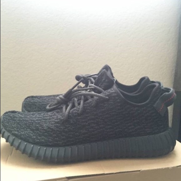 Yeezy 350 Boost Pirate Black. Deadstock/New main image 4