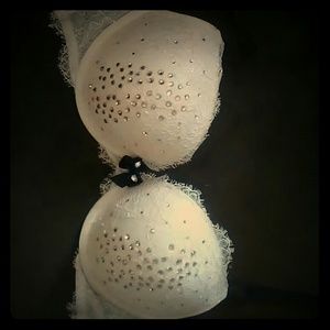 Runway Collection Pushup