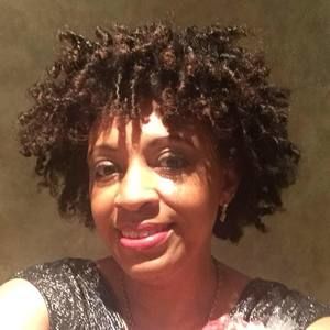 Meet your Posher, Dione