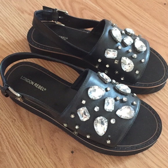 Shoes - Picture 2 of 2