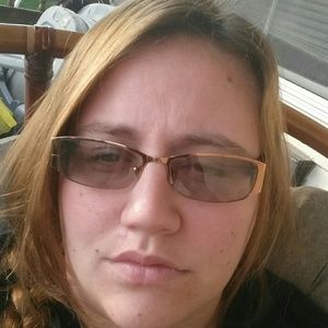 Meet your Posher, Debra