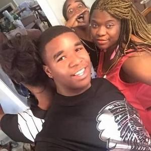 Meet your Posher, Cedric