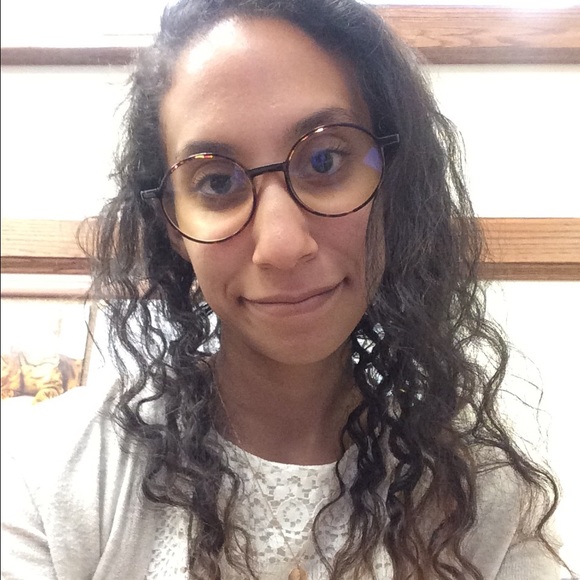 Meet your Posher, Jasmine