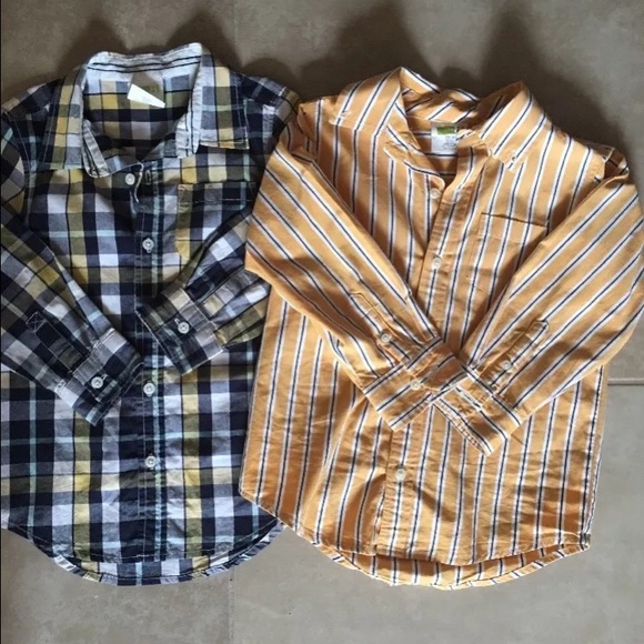 Boys 4T dress Shirts (2)