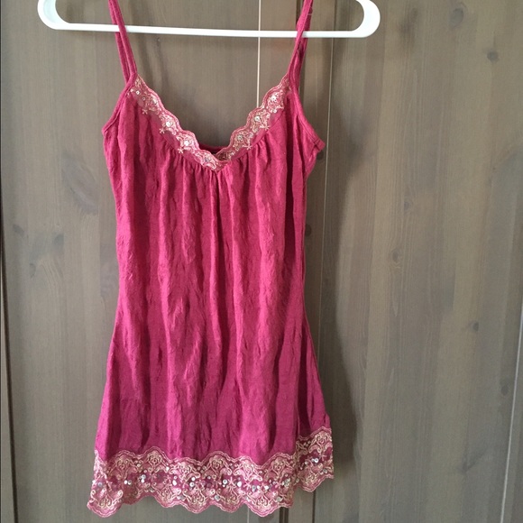 Pink tank with lace detail