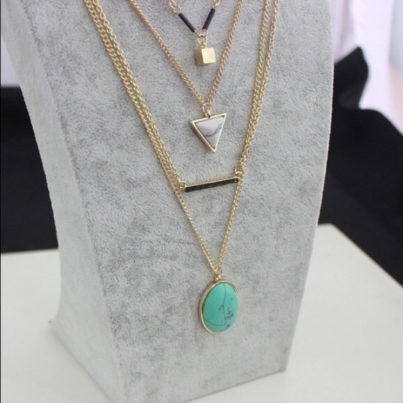 SALE Layered necklace - Picture 1 of 2