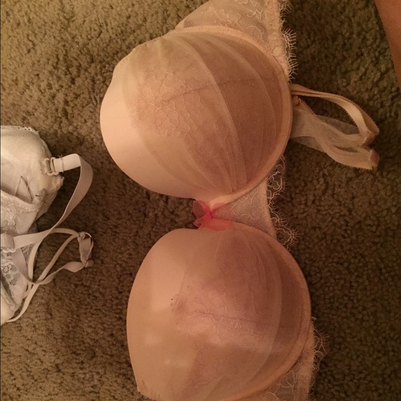 light pink intimate bra