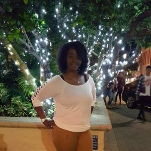 Meet your Posher, Myrda