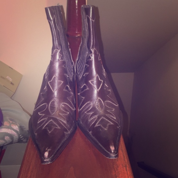 Steve Madden Kotour brown leather boots