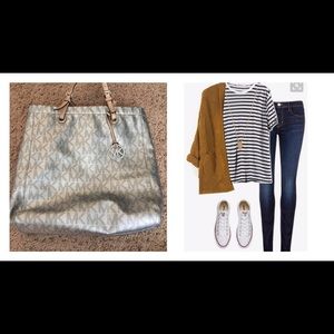 👛 SOLD 👛 Monogram MK Silver Tote